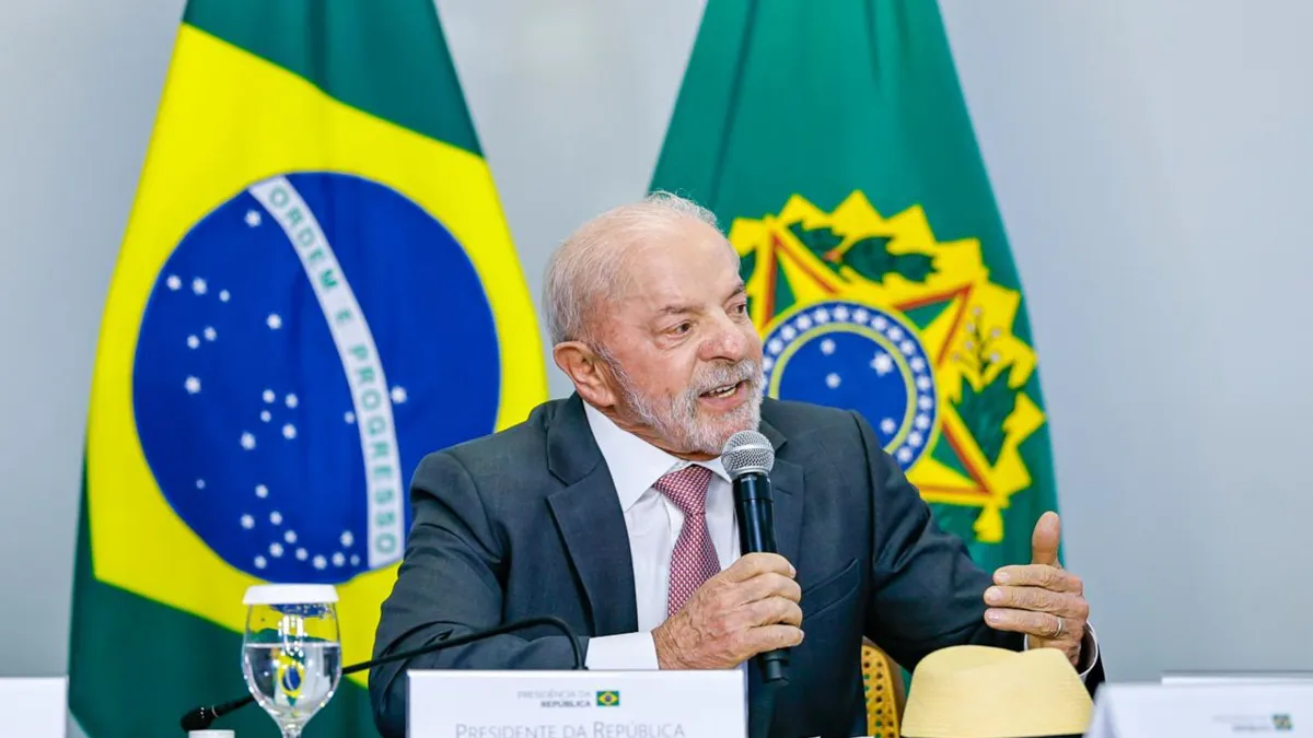 Levantamento aponta dificuldades na popularidade de Lula durante campanha à reeleição